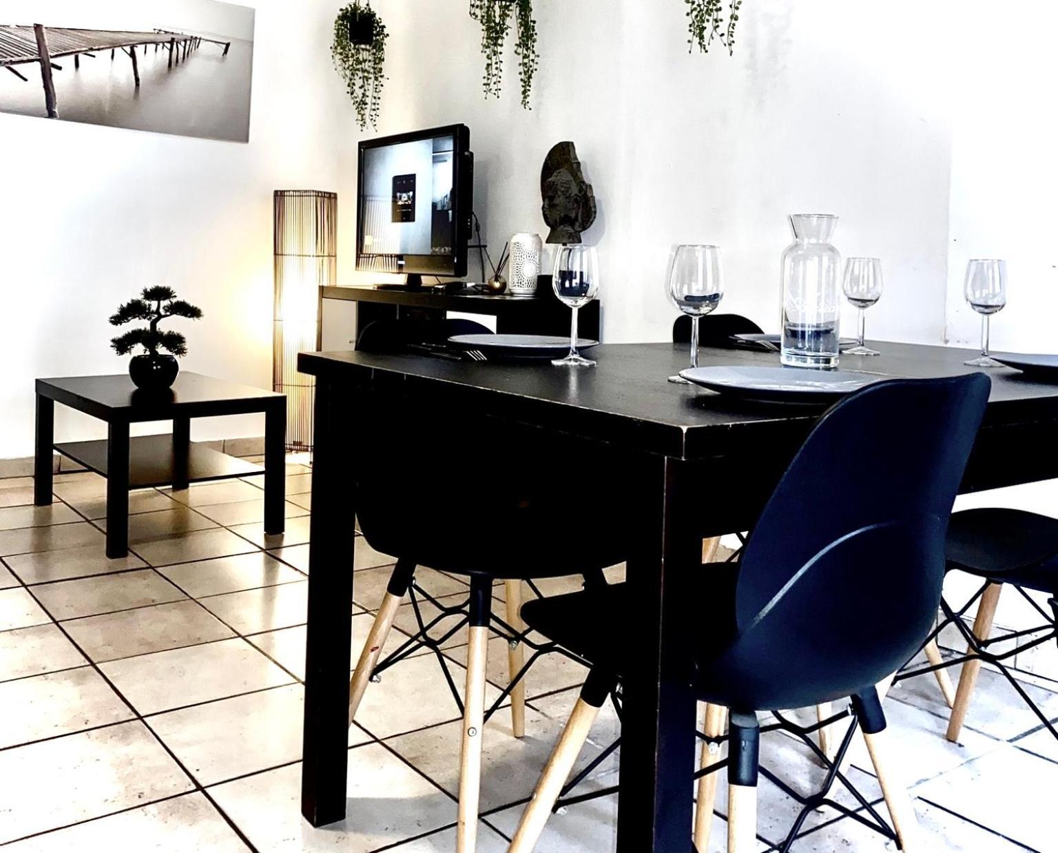 Appartement Calme Au Coeur De La Bastide St-Louis Carcassonne Esterno foto